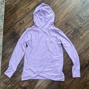 🔥 Girls long sleeve lavender Runway Size XL hoodie